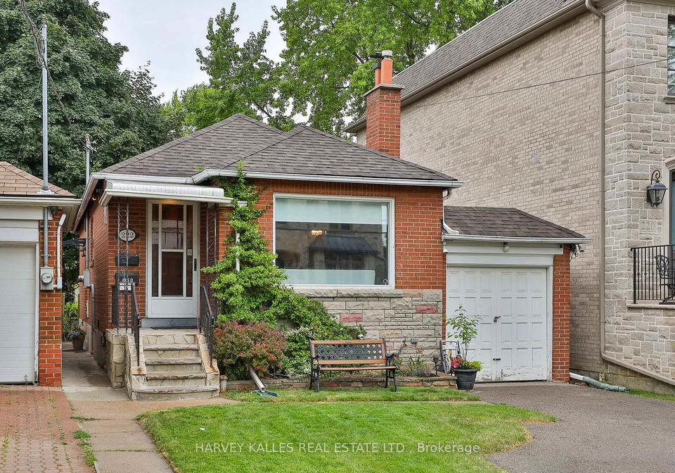 222-joicey-boulevard-toronto-toronto-ontario-c13742748