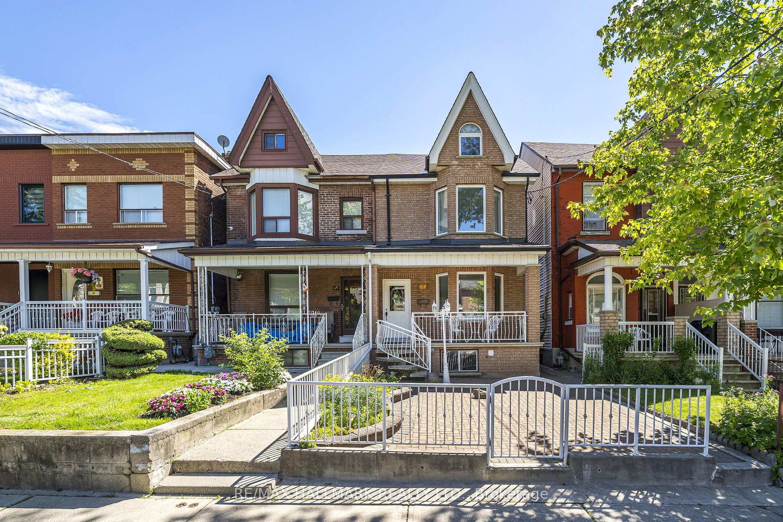 47-montrose-avenue-toronto-toronto-ontario-c13743776