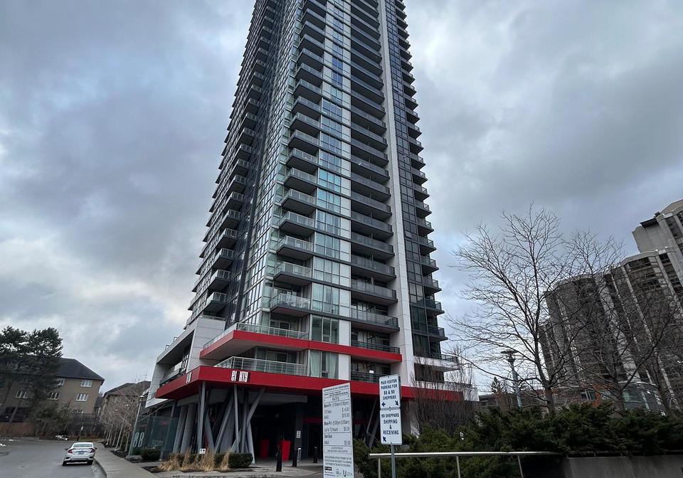 88-sheppard-avenue-e-toronto-north-york-ontario-c13743804