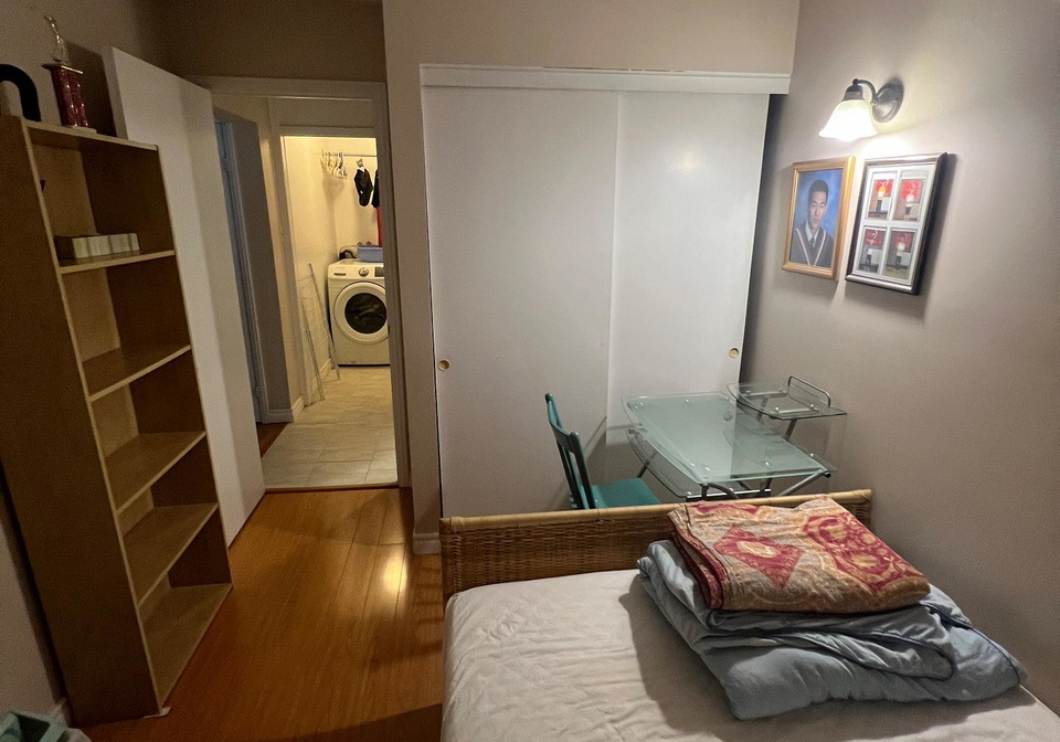 21-harnworth-drive-lower-basement-toronto-north-york-ontario-c13743924