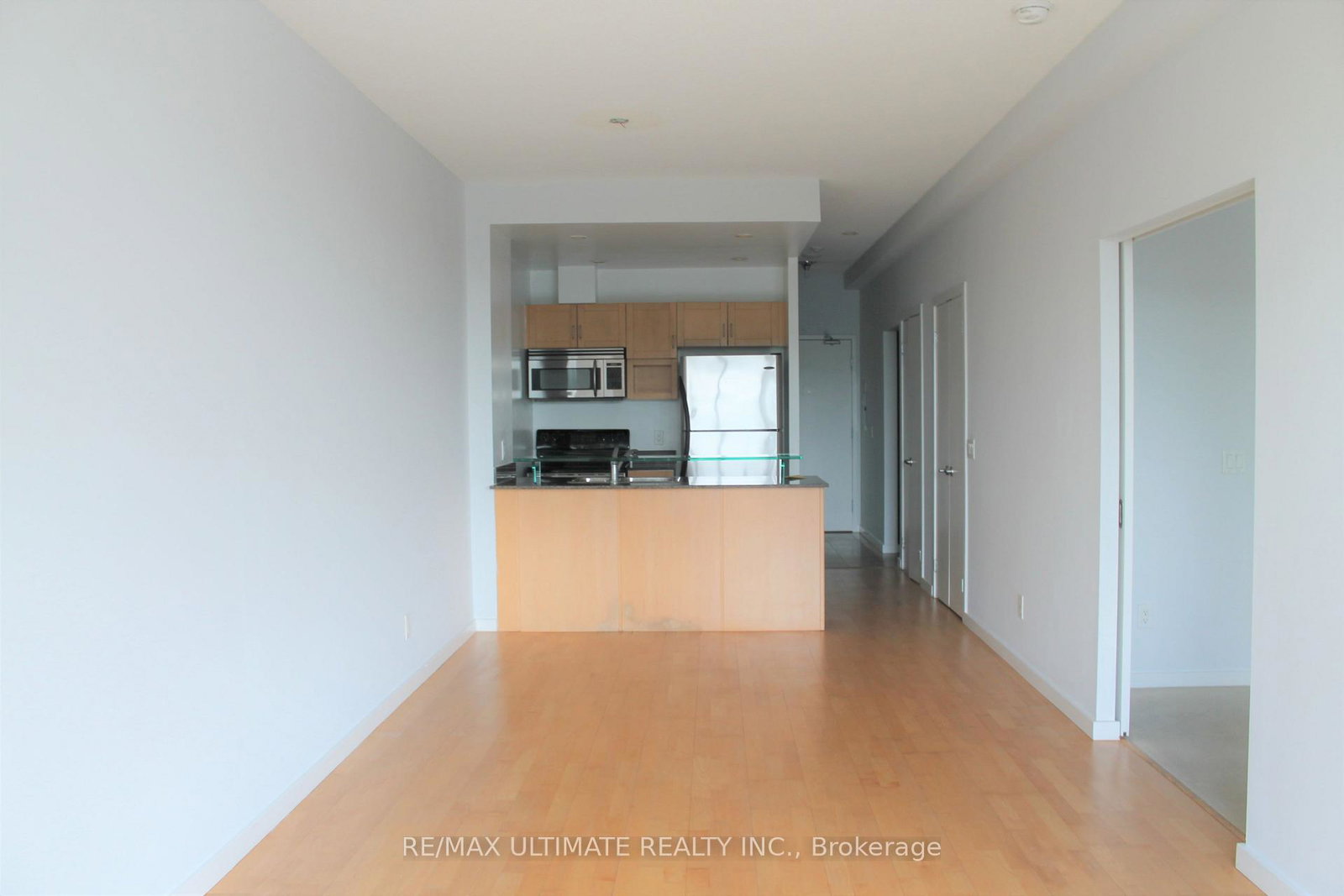 218-queens-quay-w-toronto-toronto-ontario-c13744040