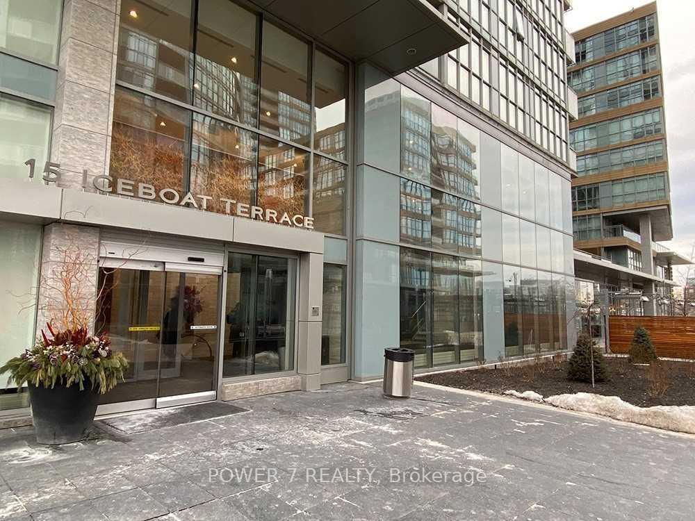 15-iceboat-terrace-toronto-toronto-ontario-c13744504