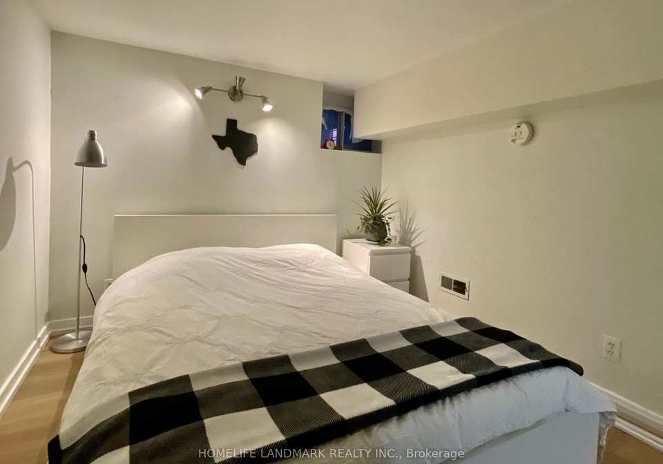 21-palmerston-gardens-toronto-toronto-ontario-c13745980