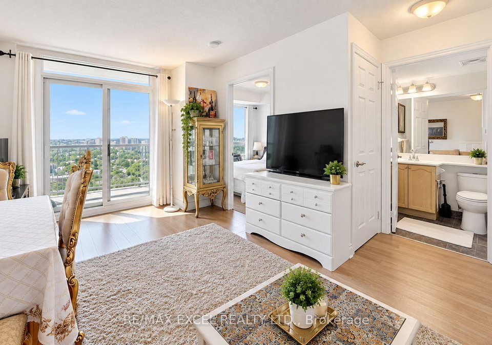15-greenview-avenue-toronto-toronto-ontario-c13745984