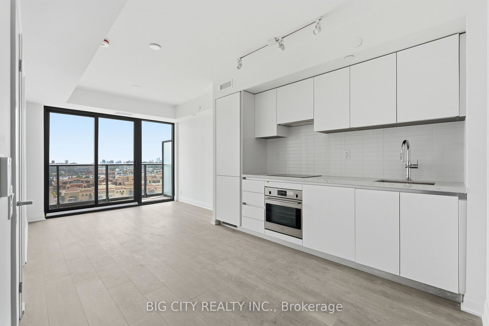 25-frederick-todd-way-toronto-east-york-ontario-c13746222