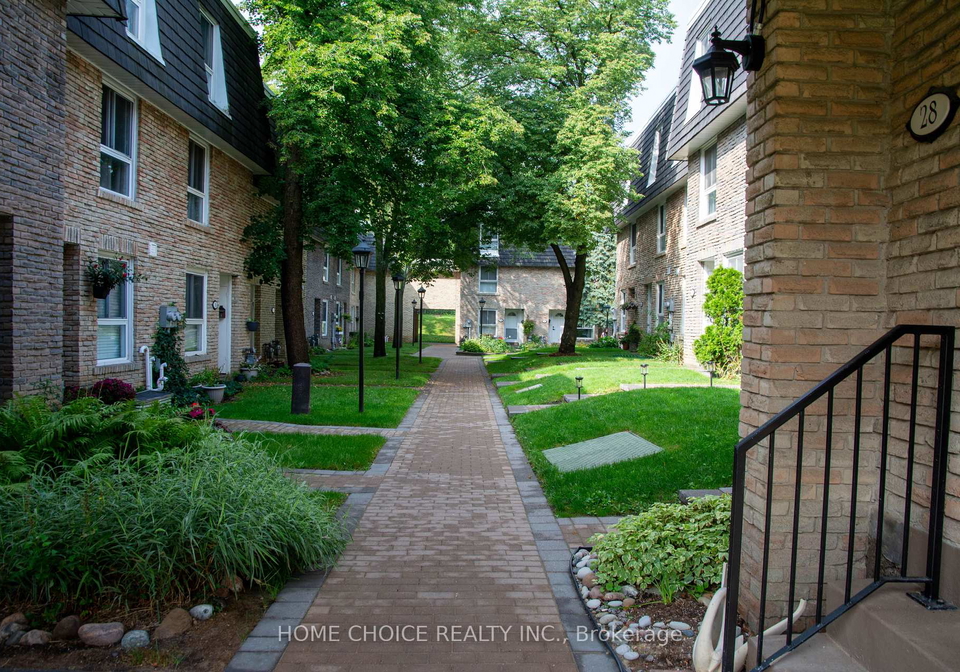 28-tangle-briarway-toronto-north-york-ontario-c13746948