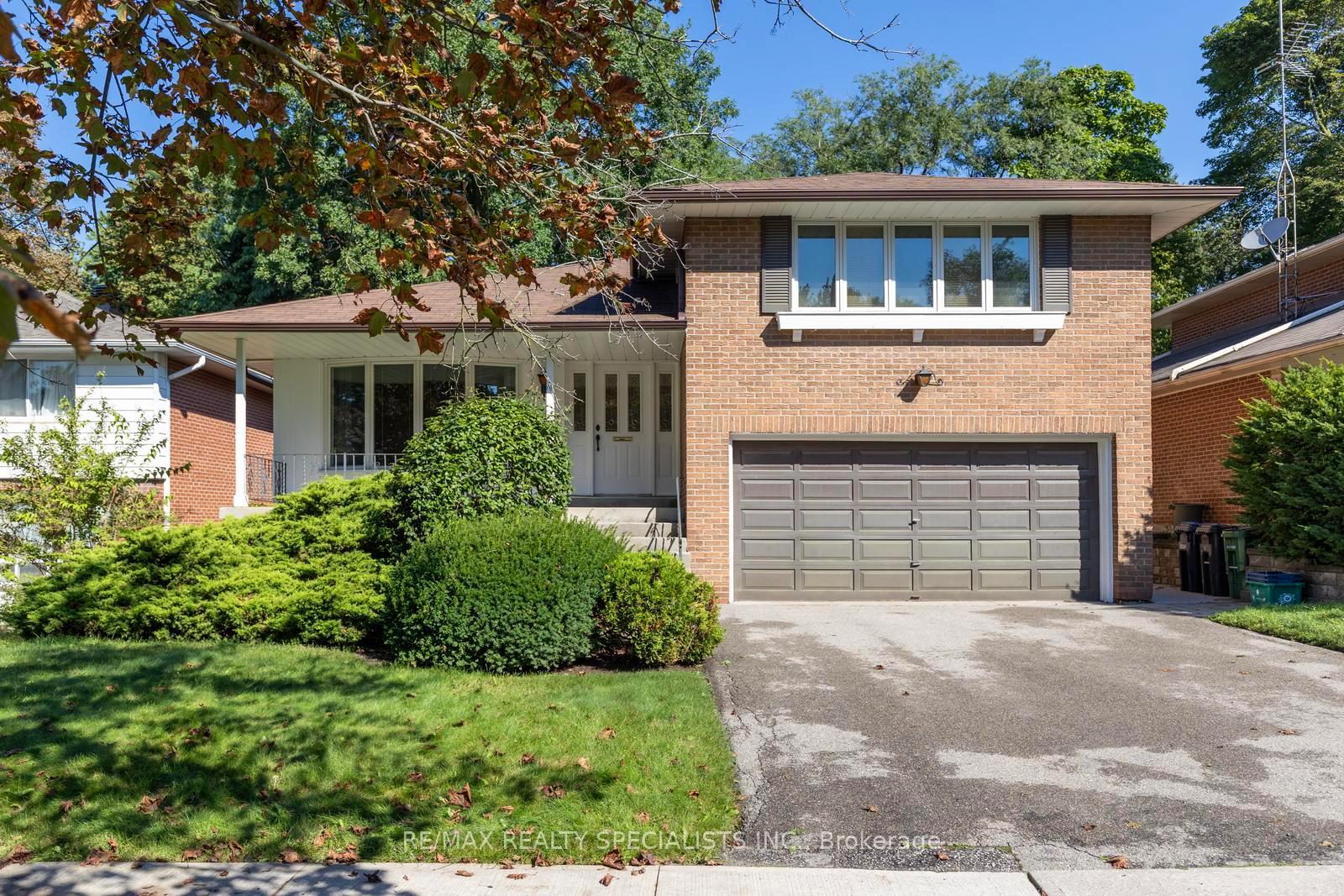 14-michael-drive-toronto-north-york-ontario-c13747276