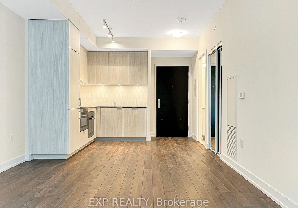 158-front-street-e-toronto-toronto-ontario-c13747572