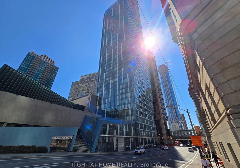 8-the-esplanade-toronto-toronto-ontario-c13747650