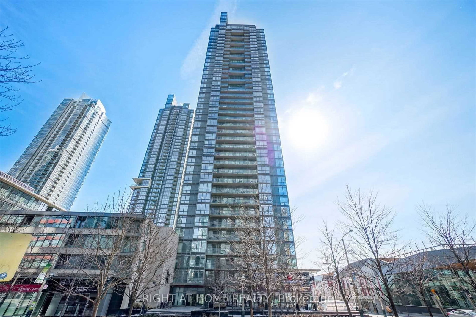 15-fort-york-boulevard-w-toronto-toronto-ontario-c13747652