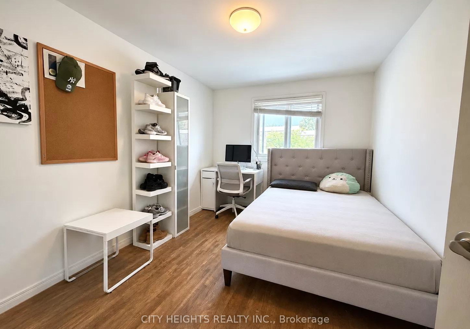 wild-briarway-way-toronto-north-york-ontario-c13747964