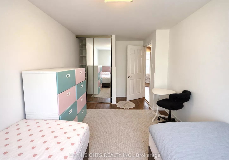 wild-briarway-way-toronto-north-york-ontario-c13747964