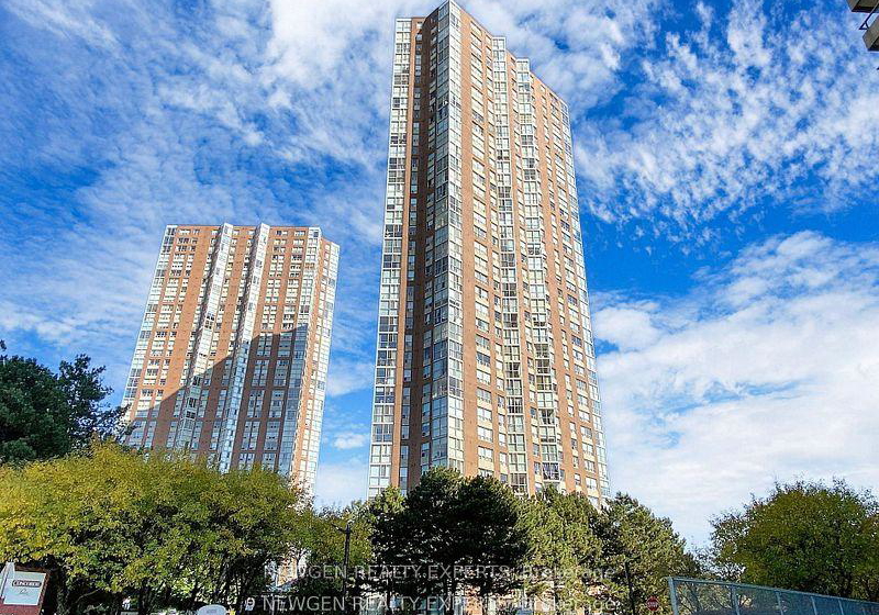 7-concorde-place-toronto-north-york-ontario-c13748094