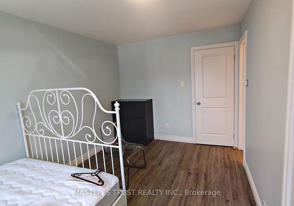 55-apache-trail-toronto-north-york-ontario-c13748288