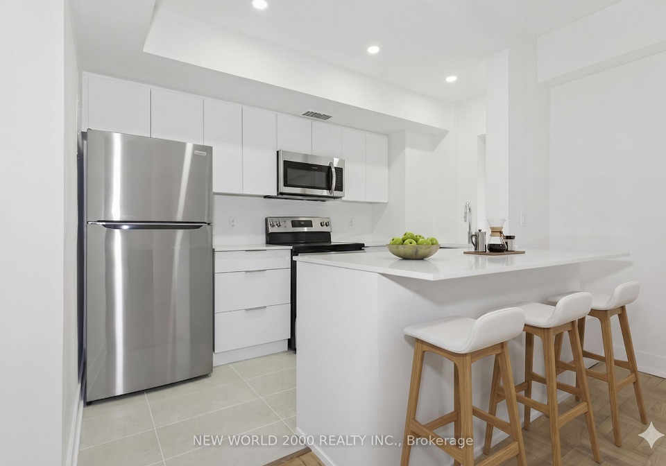 110-st-clair-avenue-w-toronto-toronto-ontario-c13748452