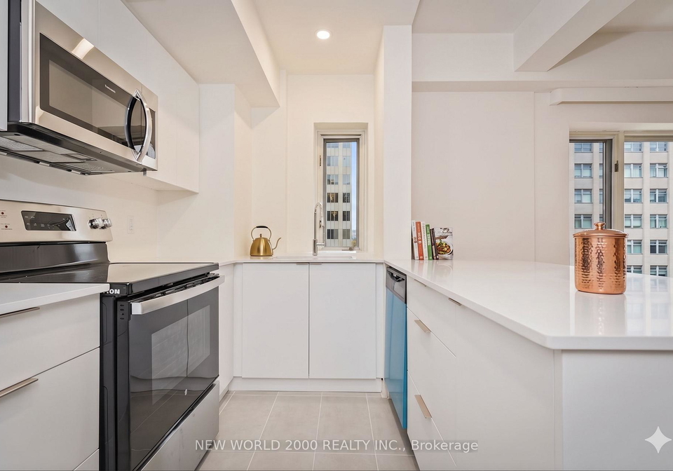 110-st-clair-avenue-w-toronto-toronto-ontario-c13748452