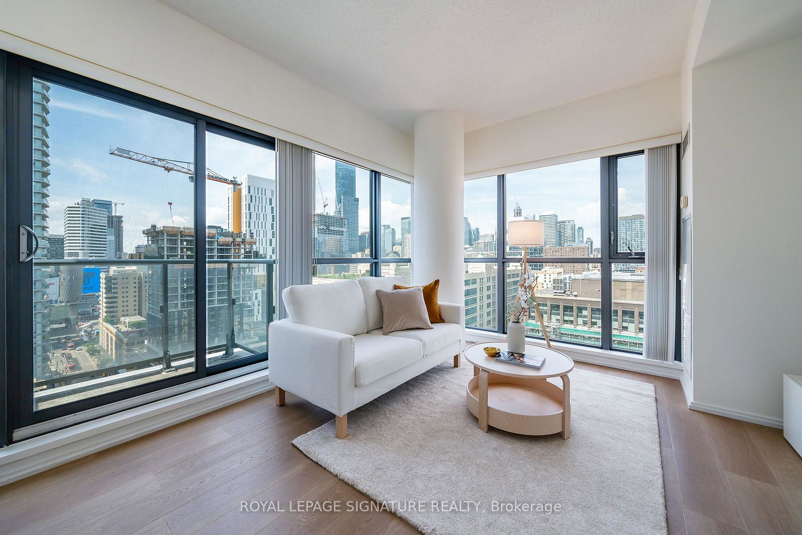 159-dundas-street-e-toronto-toronto-ontario-c13749968
