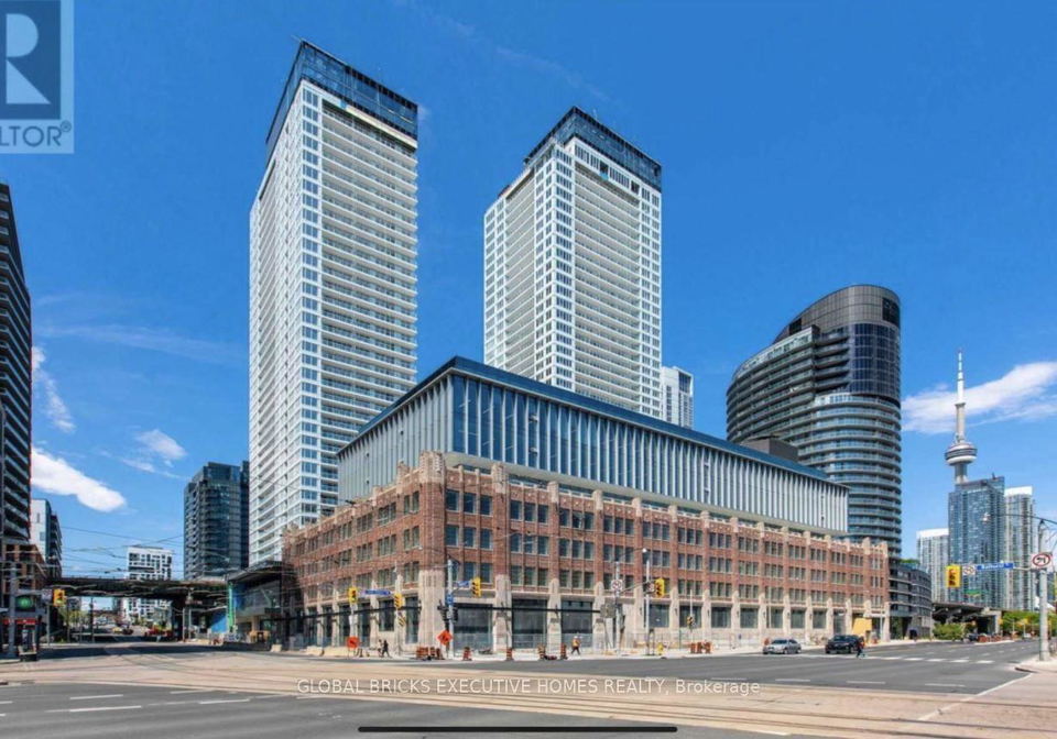 17-bathurst-street-toronto-toronto-ontario-c13749996