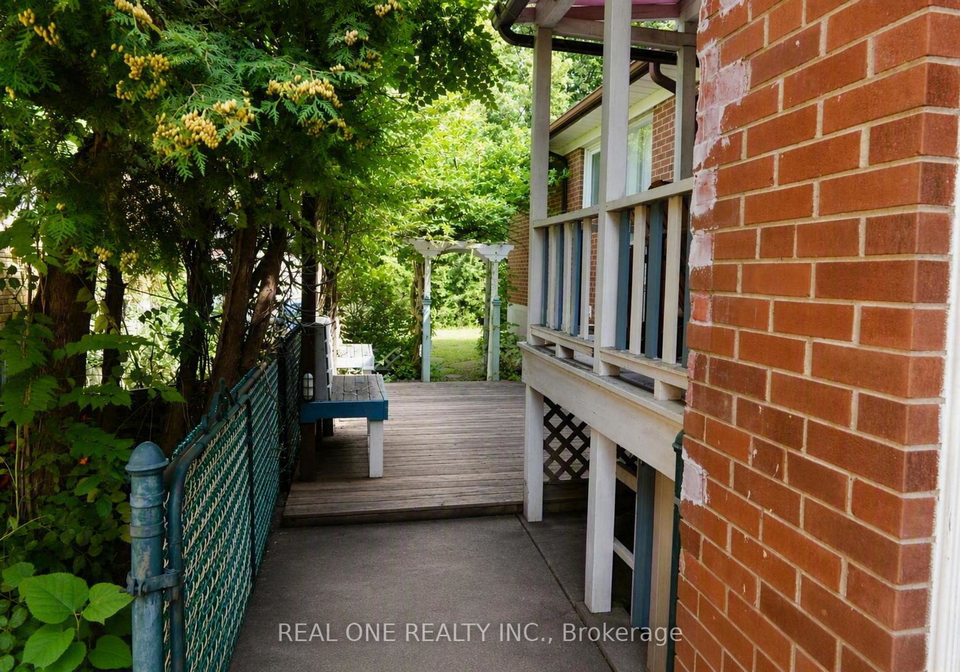 47-heathview-avenue-toronto-north-york-ontario-c13750104