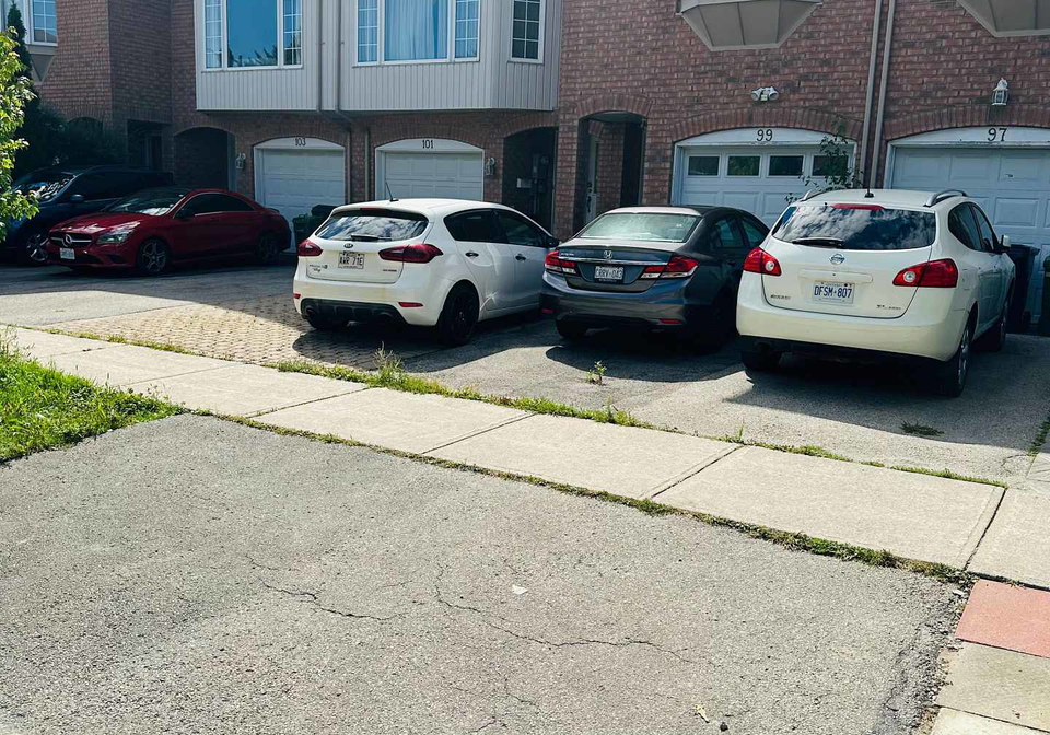 99-sufi-crescent-toronto-north-york-ontario-c13750124