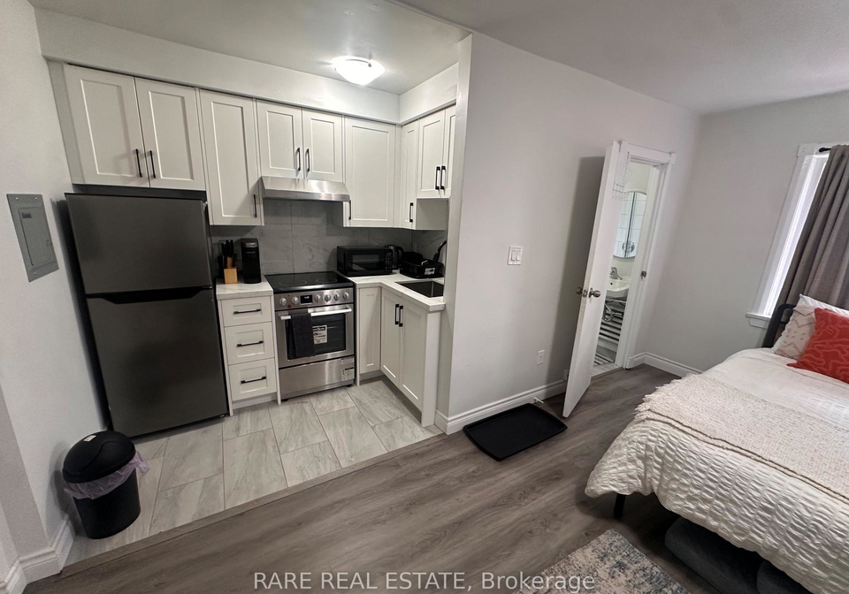 130-macpherson-avenue-toronto-toronto-ontario-c13750194