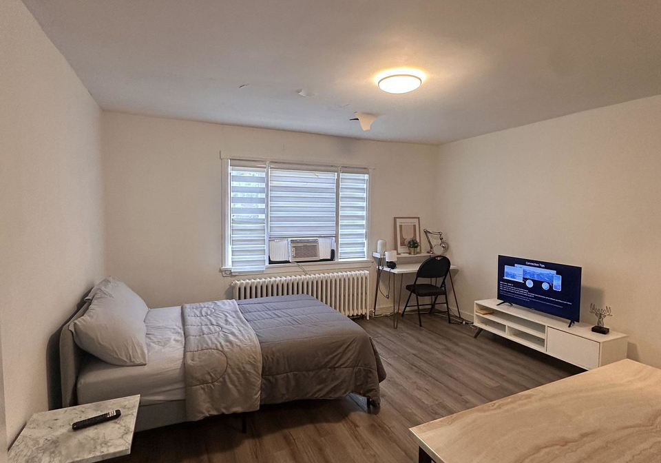 130-macpherson-avenue-toronto-toronto-ontario-c13750196