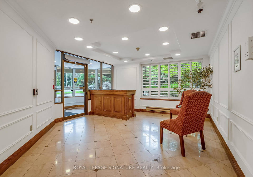 801-lawrence-avenue-e-toronto-north-york-ontario-c13750396