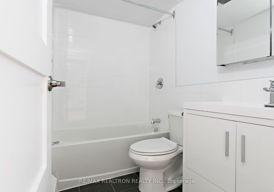 1500-bathurst-street-toronto-toronto-ontario-c13750572