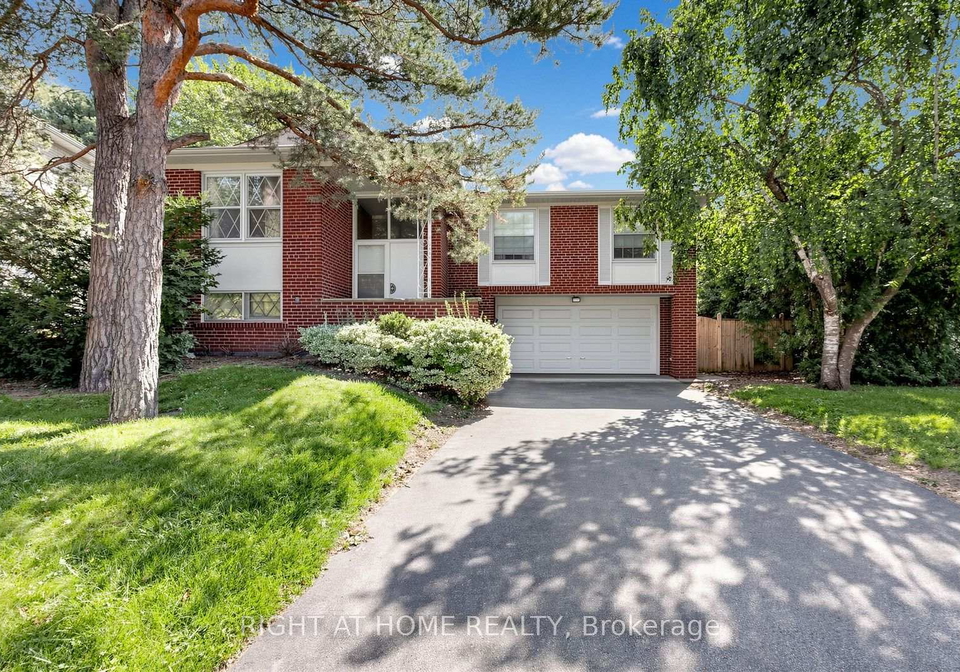 7-the-links-road-toronto-north-york-ontario-c13750924