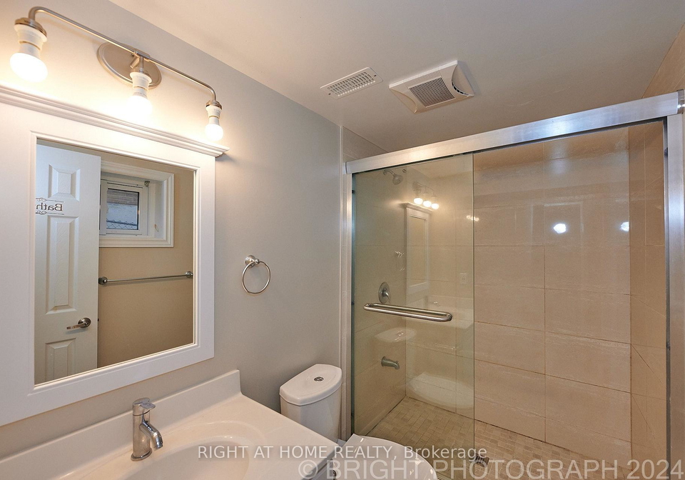 36-ladner-drive-toronto-north-york-ontario-c13751258