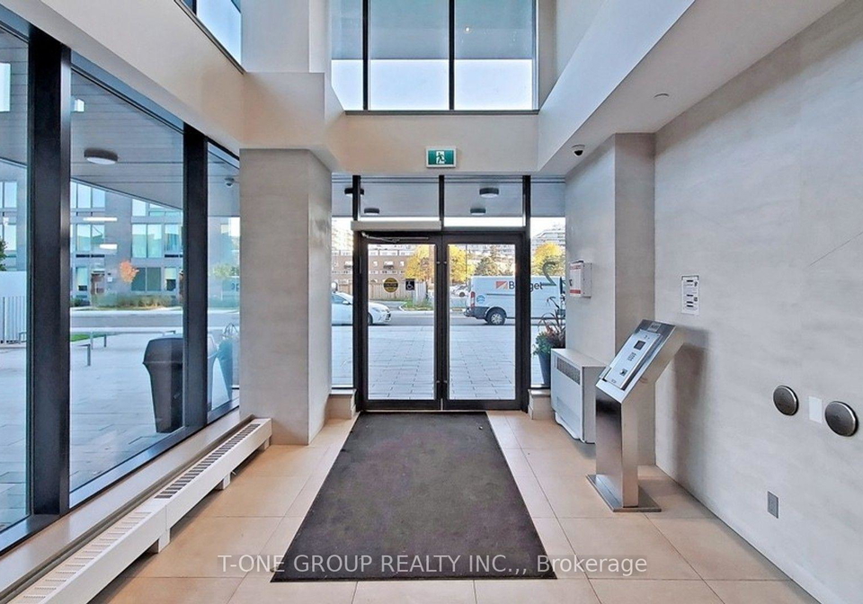 2-sonic-way-toronto-east-york-ontario-c13751316