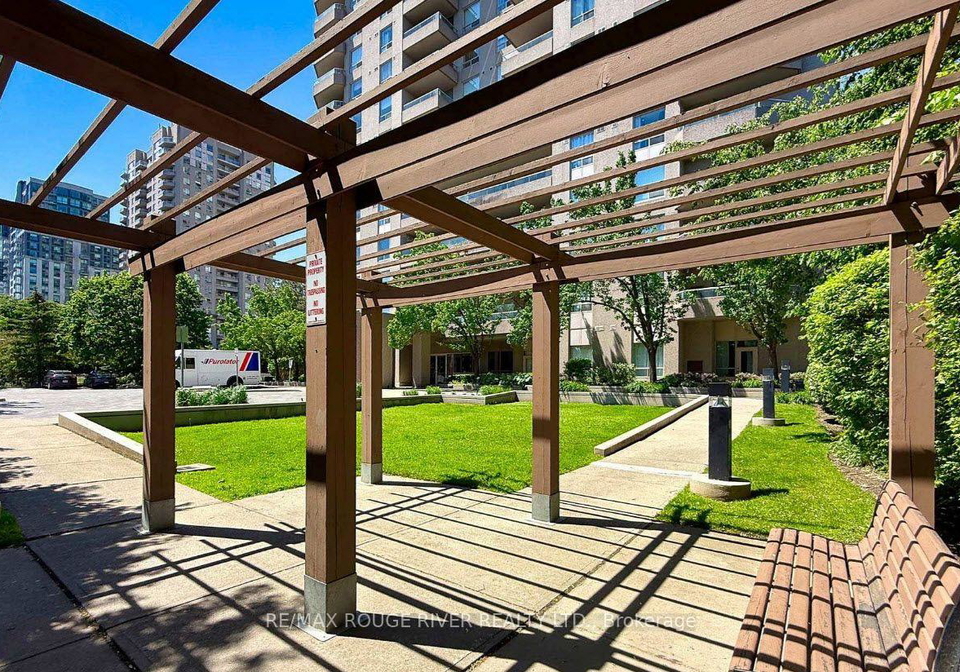35-empress-avenue-toronto-north-york-ontario-c13751398