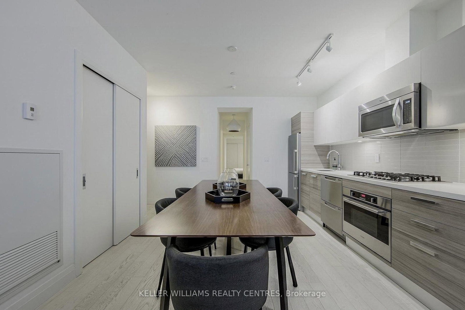 224-king-street-west-w-toronto-toronto-ontario-c13751562