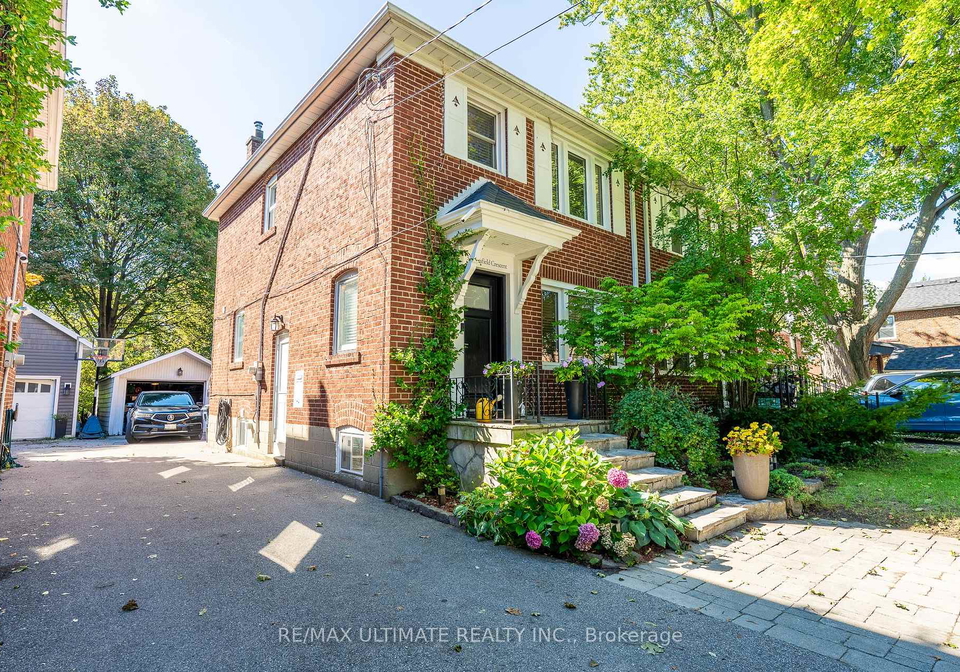 3-thursfield-crescent-toronto-east-york-ontario-c13752072