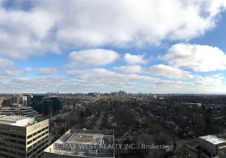 23-sheppard-avenue-e-toronto-north-york-ontario-c13752308