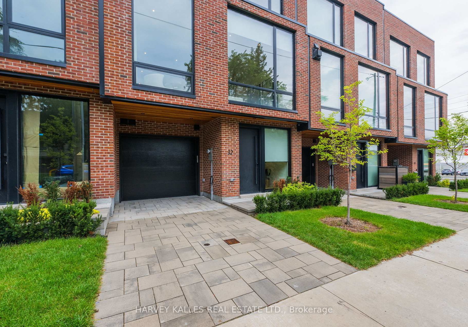 32-evergreen-gardens-toronto-east-york-ontario-c13752418