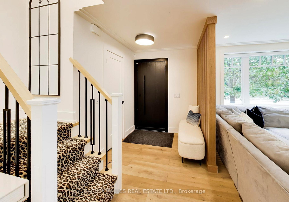 287-yonge-boulevard-toronto-toronto-ontario-c13752498