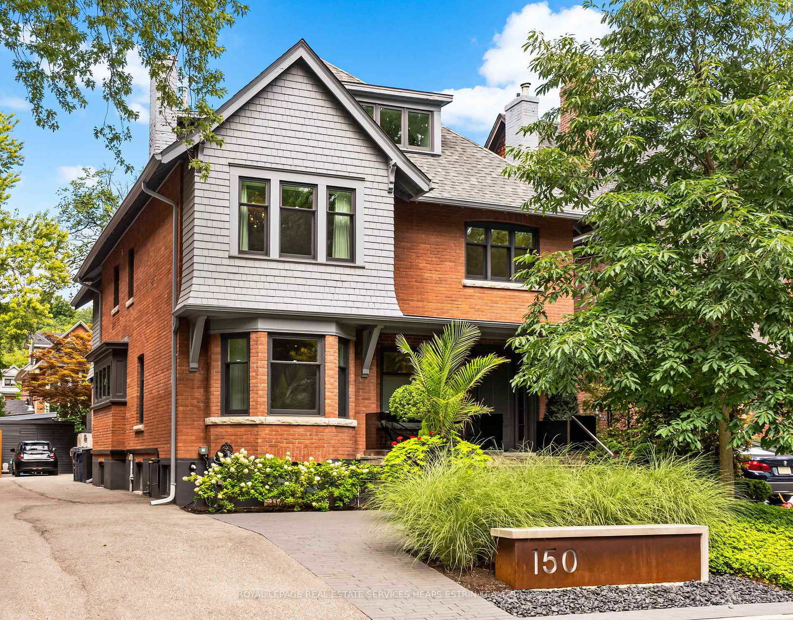 150-douglas-drive-toronto-toronto-ontario-c13752774