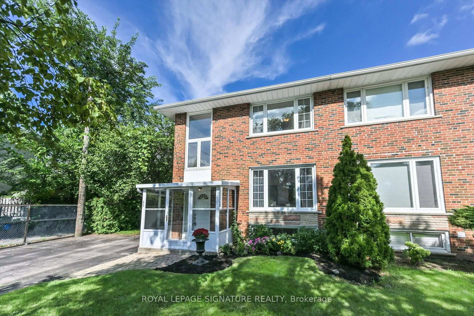 52-dalside-crescent-toronto-north-york-ontario-c13752858