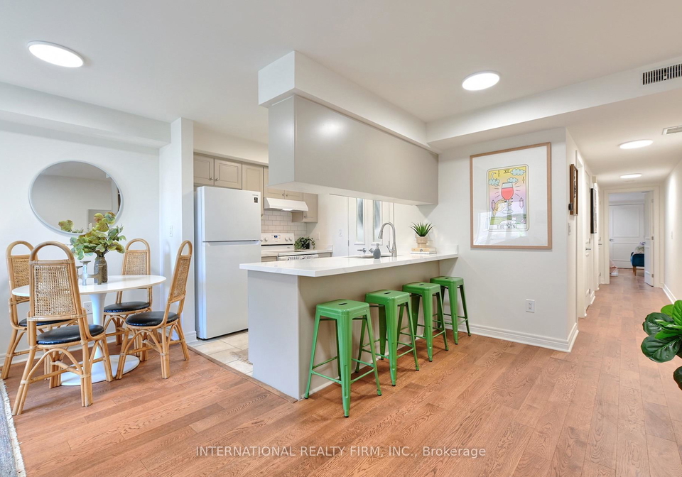 60-aerodrome-crescent-toronto-east-york-ontario-c13753362