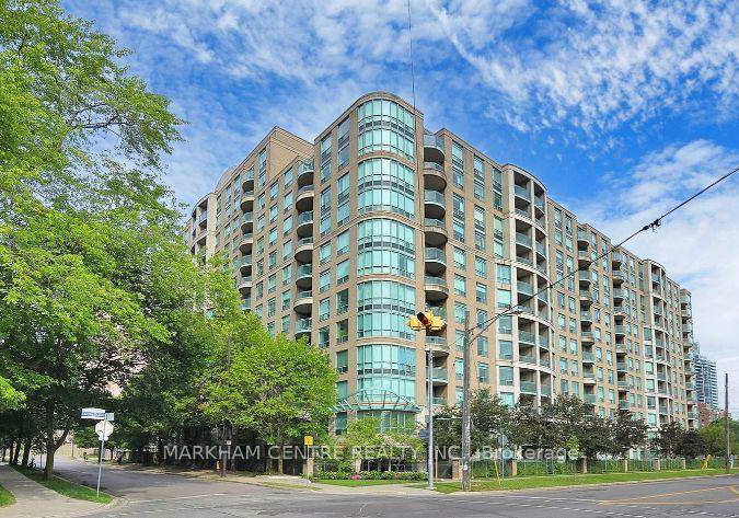 18-pemberton-avenue-s-toronto-north-york-ontario-c13753444