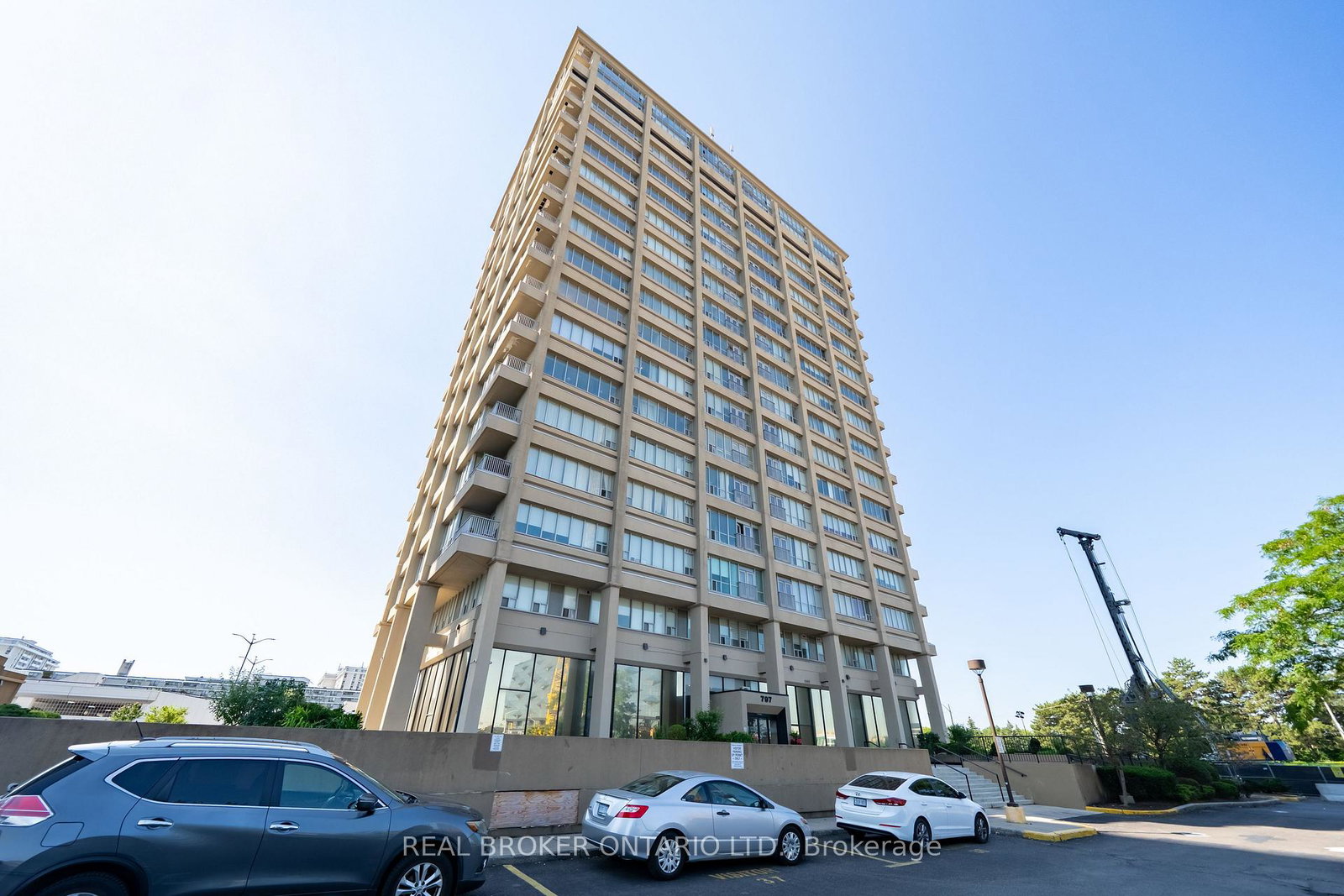 797-don-mills-road-toronto-east-york-ontario-c13753594