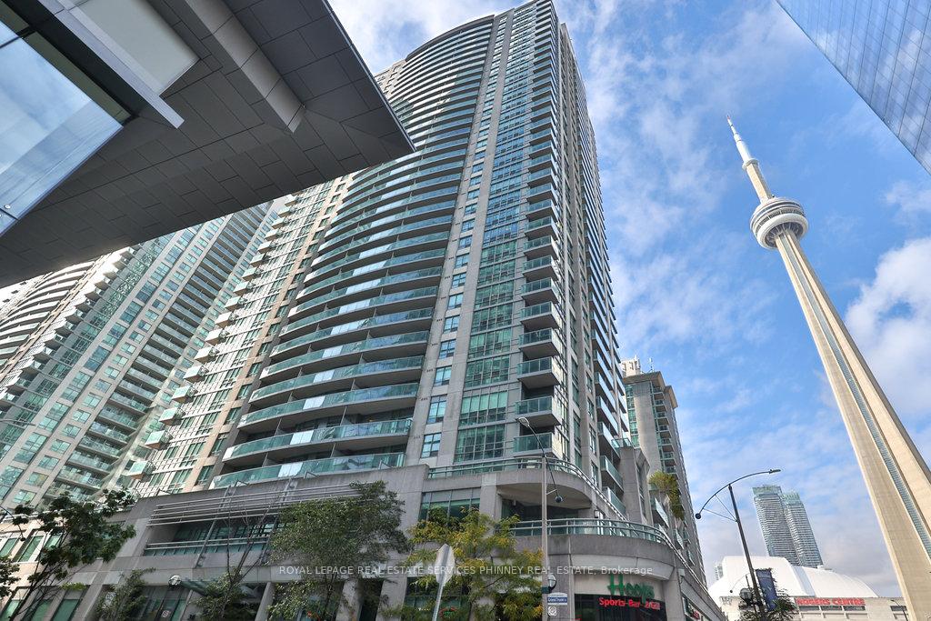 30-grand-trunk-crescent-toronto-toronto-ontario-c13753786
