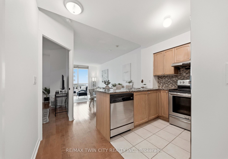 231-fort-york-boulevard-toronto-toronto-ontario-c13753848