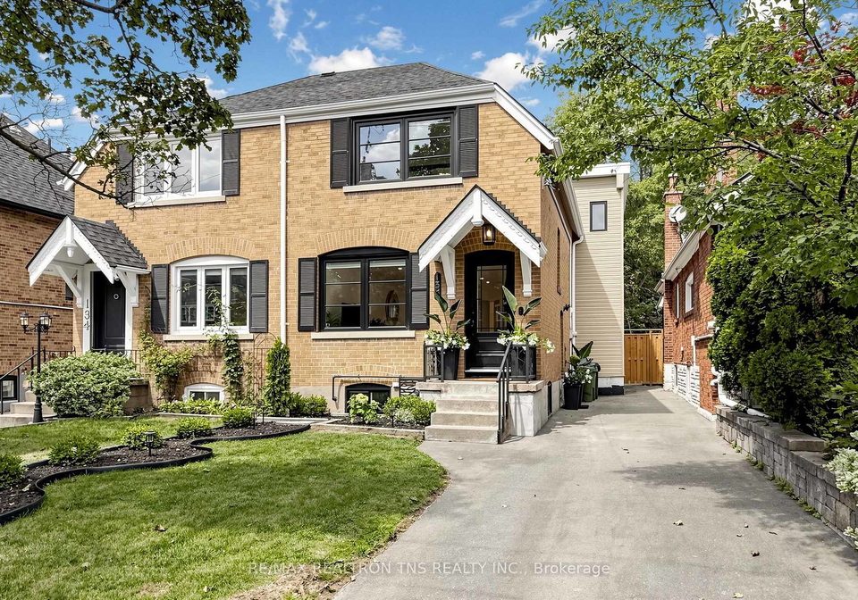 136-glenvale-boulevard-toronto-east-york-ontario-c13753894