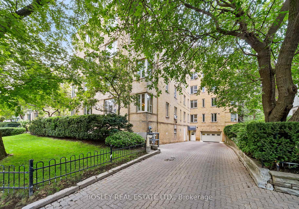 150-farnham-avenue-toronto-toronto-ontario-c13754158