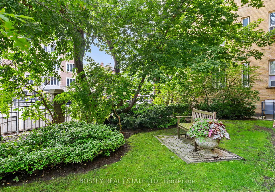 150-farnham-avenue-toronto-toronto-ontario-c13754158