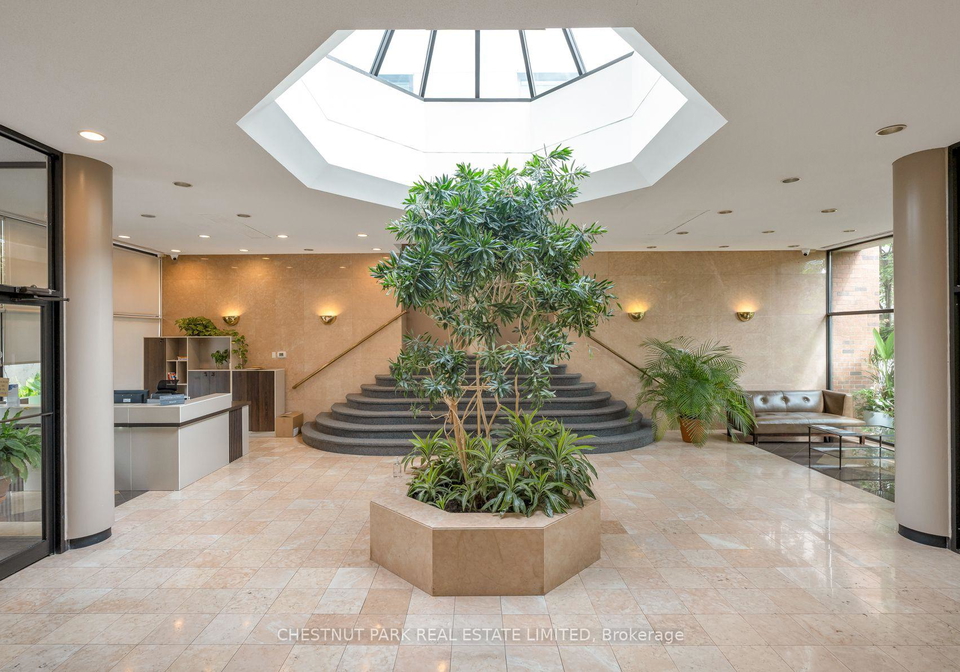 47-st-clair-avenue-w-toronto-toronto-ontario-c13754388