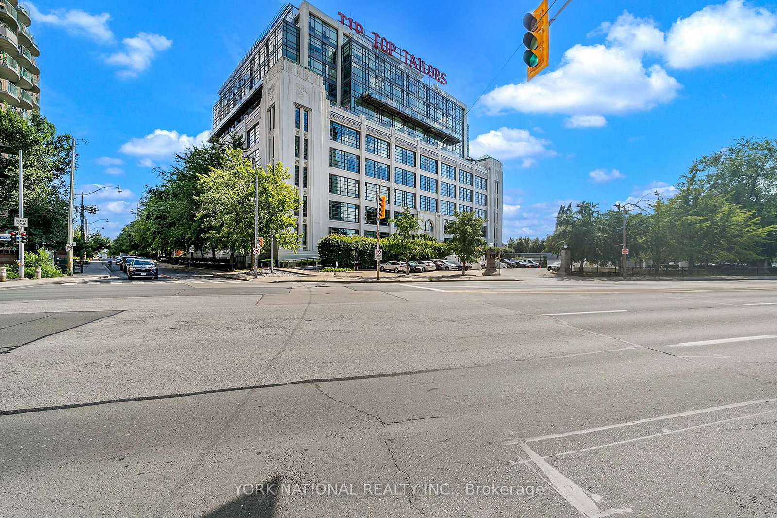 637-lake-shore-boulevard-w-toronto-toronto-ontario-c13754576