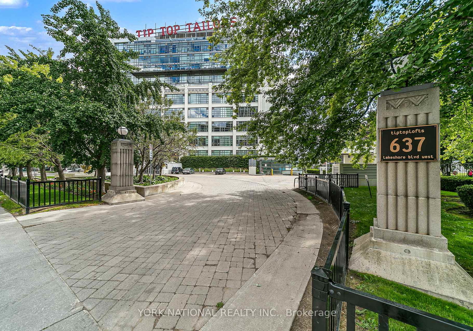 637-lake-shore-boulevard-w-toronto-toronto-ontario-c13754576